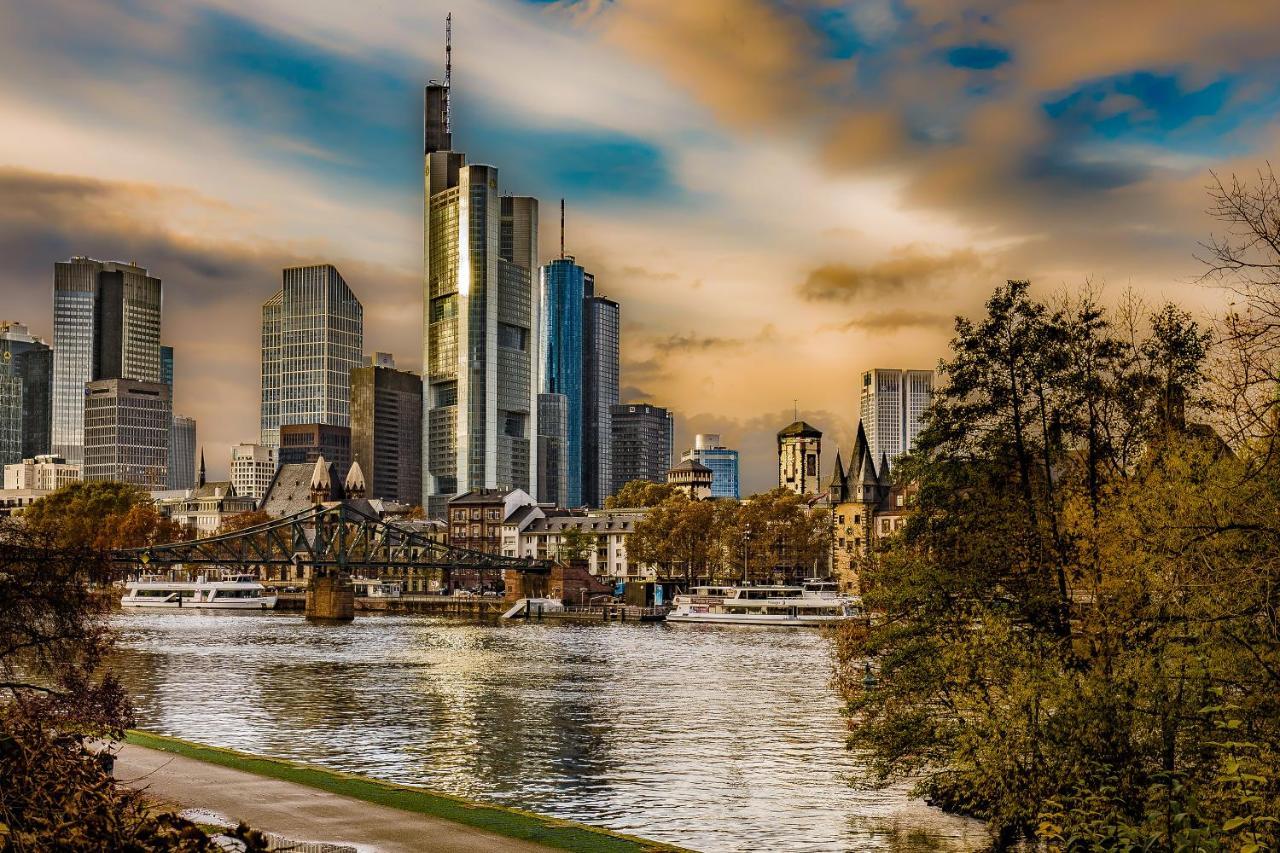 Ramada By Wyndham Frankfurt Central Station Φραγκφούρτη Εξωτερικό φωτογραφία
